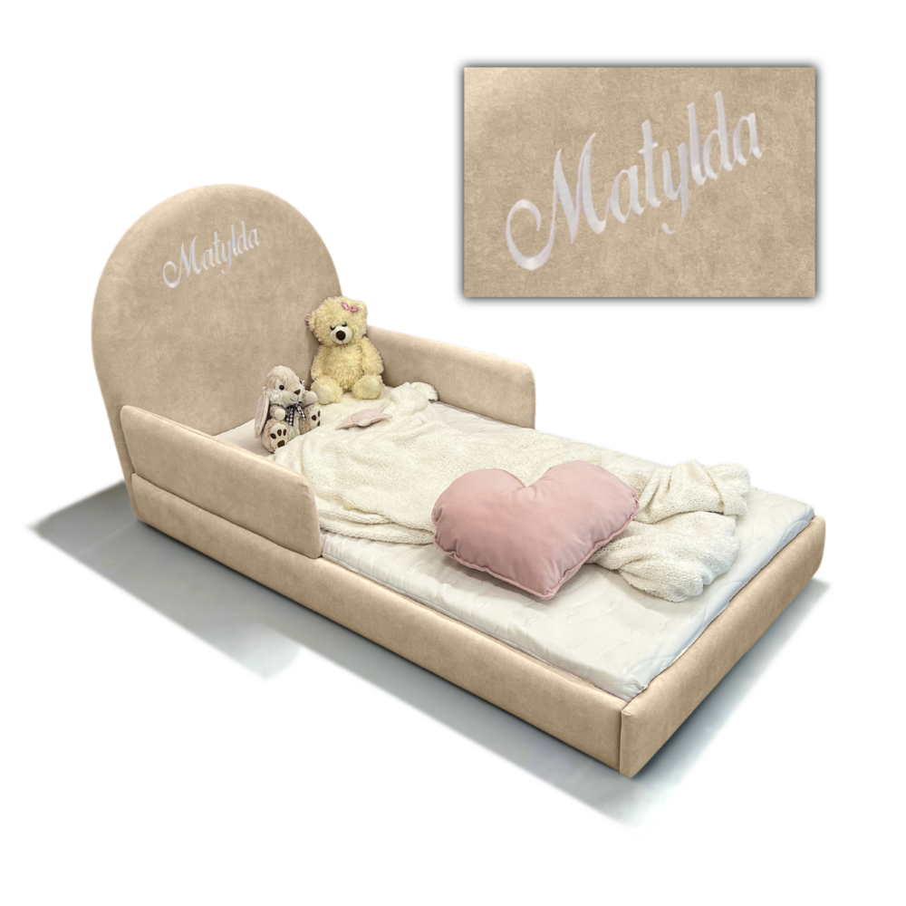 Łóżko z imieniem dziecka zoom